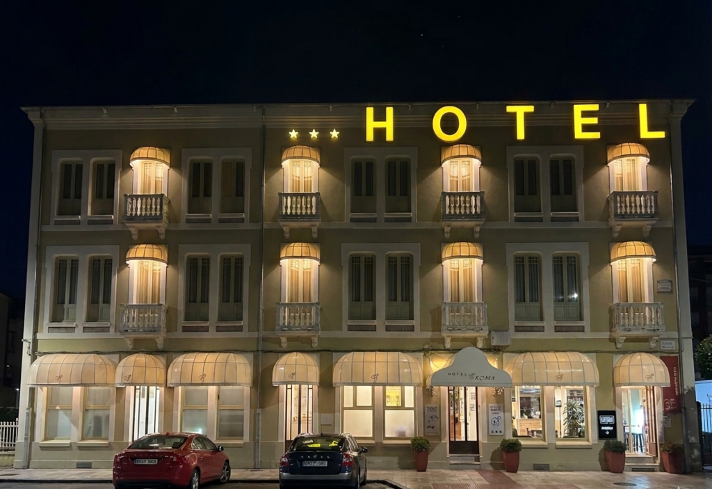 fachada Hotel Roma , Sarria, camino de Santiago