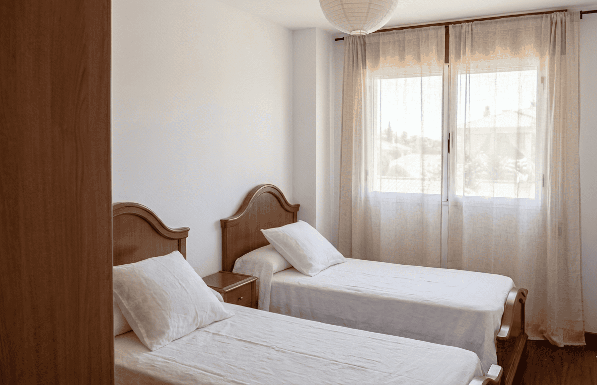 Habitación doble Inmoinsuas Plaza de Galicia 32 🏠
