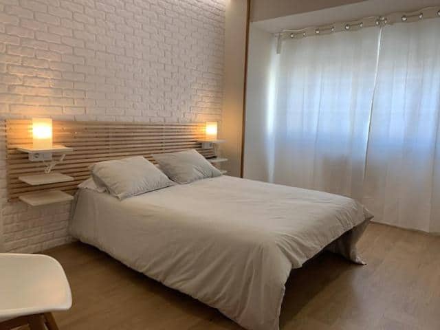 Habitación doble en la pensión Casa Matias para peregrinos del camino de Santiago